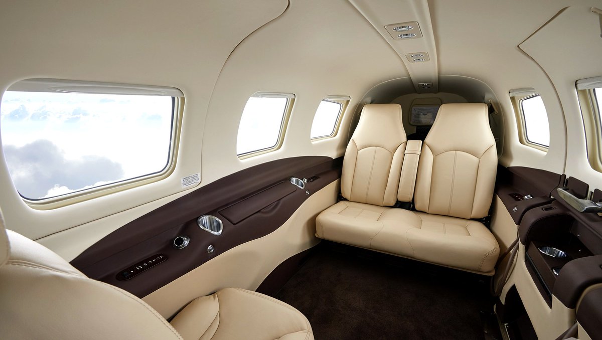 foto dell'aeromobile Piper M600